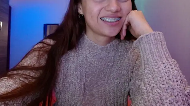 holy juli online show from 04-18-26, 03:32