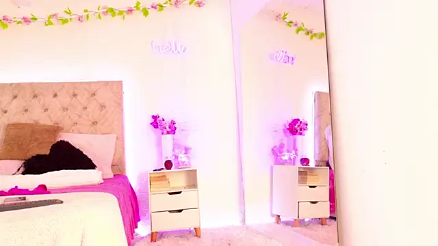 Anastasia2023 online show from 11-16-25, 08:36