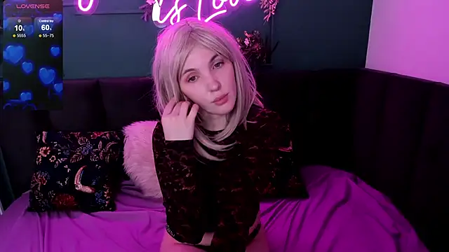 Snapshot of Fluffy_Monica chatting on 03-01-25, 07:19 Fluffy Monica online show from 03-01-25, 07:19