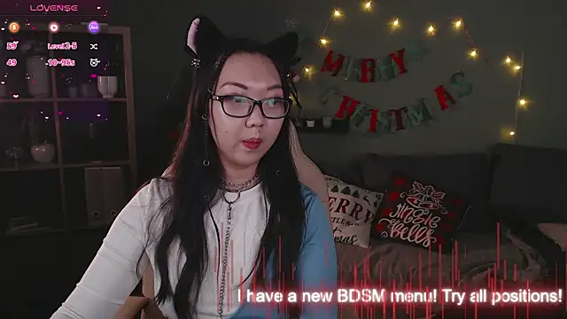 Snapshot of Marine_Vact chatting on 01-04-25, 12:27 Marine Vact online show from 01-04-25, 12:27