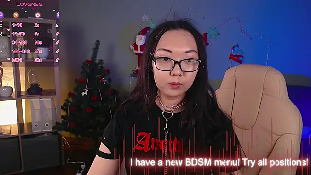 Snapshot of Marine_Vact chatting on 01-08-25, 05:26 Marine Vact online show from 01-08-25, 05:26