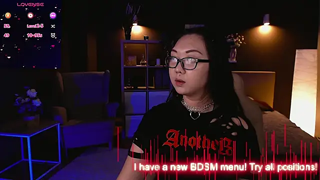 Snapshot of Marine_Vact chatting on 01-19-25, 05:28 Marine Vact online show from 01-19-25, 05:28