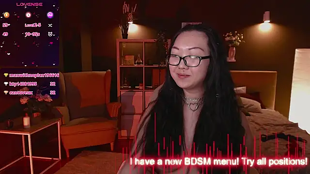 Snapshot of Marine_Vact chatting on 02-07-25, 11:34 Marine Vact online show from 02-07-25, 11:34