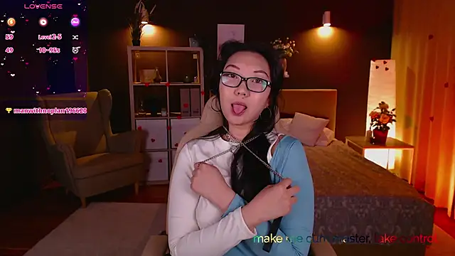 Snapshot of Marine_Vact chatting on 02-20-25, 05:29 Marine Vact online show from 02-20-25, 05:29