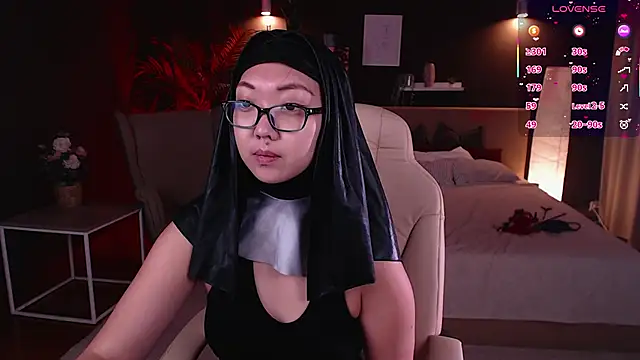 Snapshot of Marine_Vact chatting on 10-01-25, 02:01 Marine Vact online show from 10-01-25, 02:01