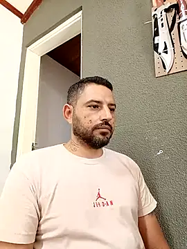 P4uzud4O online show from 03-20-26, 02:22