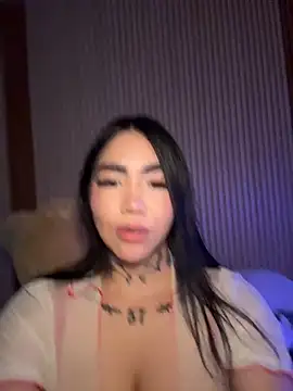 Nickiiiii online show from 02-15-26, 04:20