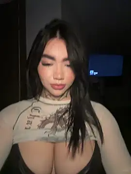 Nickiiiii online show from 04-07-26, 06:58