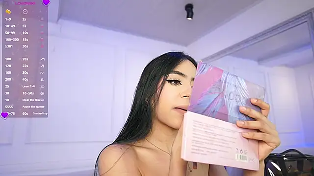 elasummer online show from 02-24-25, 11:54