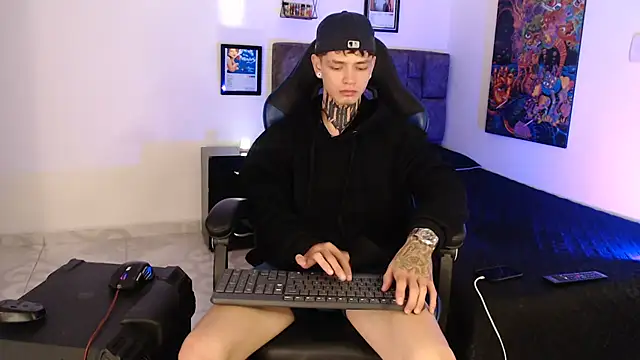 Dan brownn online show from 04-22-26, 02:25