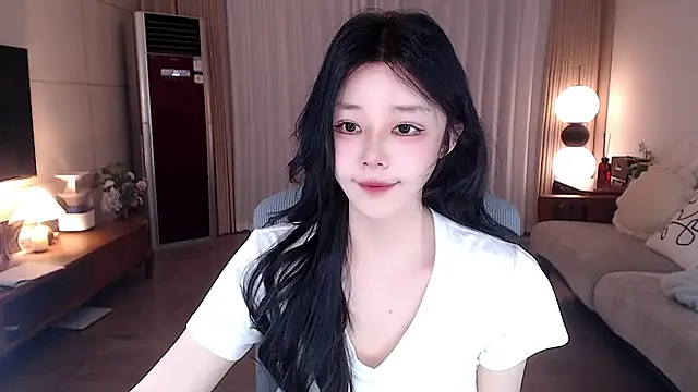 sweateanv  online show from 04-01-26, 11:11