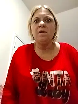 Snapshot of Playmate86 chatting on 12-03-24, 07:10 Playmate86 online show from 12-03-24, 07:10