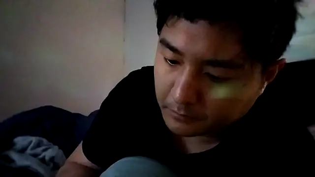 Snapshot of cloudyspun chatting on 03-18-26, 09:01 cloudyspun online show from 03-18-26, 09:01