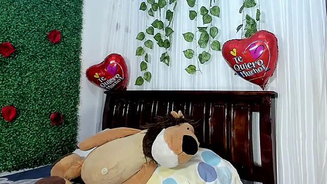 Snapshot of lina_paola9 chatting on 02-15-25, 02:26 lina paola9 online show from 02-15-25, 02:26