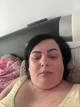 Amandamuller1982 online show from 02-11-25, 12:48