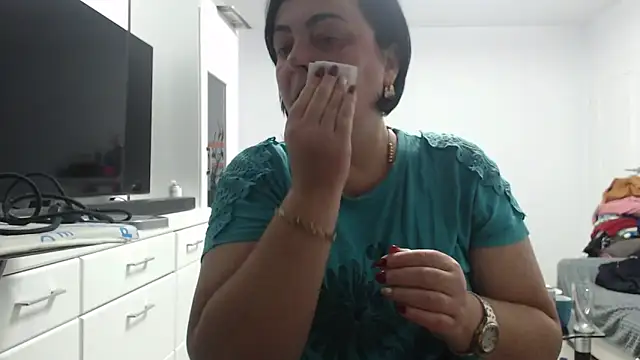 Amandamuller1982 online show from 10-12-25, 07:02