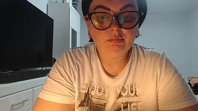 Amandamuller1982 online show from 07-18-26, 07:28