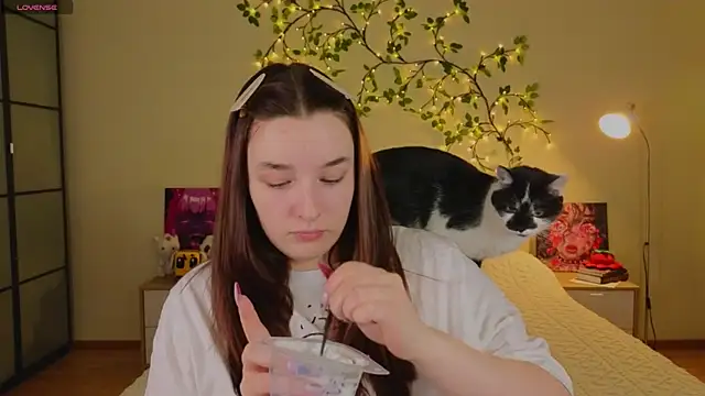 CookyDaisy online show from 03-26-26, 08:47