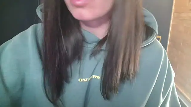 Snapshot of NovaBabe21 chatting on 02-03-26, 10:31 NovaBabe21 online show from 02-03-26, 10:31