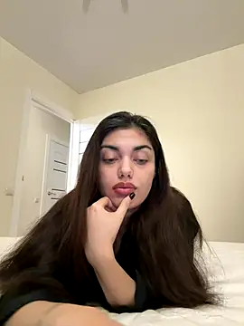 Snapshot of Sweet_Khalifa_ chatting on 12-07-24, 02:13 Sweet Khalifa  online show from 12-07-24, 02:13