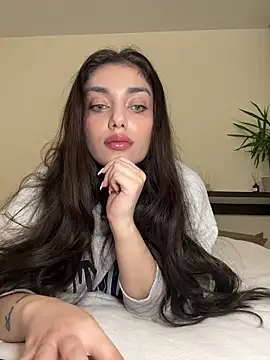 Snapshot of Sweet_Khalifa_ chatting on 02-27-25, 03:48 Sweet Khalifa  online show from 02-27-25, 03:48