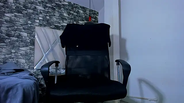 Snapshot of juan_jsmith chatting on 11-20-25, 07:13 juan jsmith online show from 11-20-25, 07:13