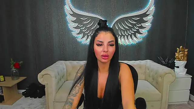 Snapshot of anemarieejolie chatting on 01-25-25, 10:50 anemarieejolie online show from 01-25-25, 10:50