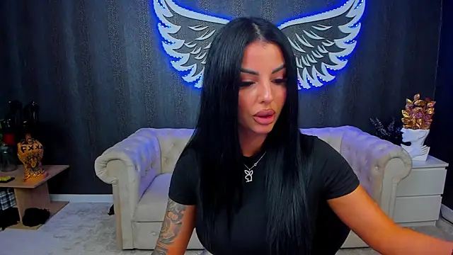 Snapshot of anemarieejolie chatting on 03-08-25, 01:17 anemarieejolie online show from 03-08-25, 01:17