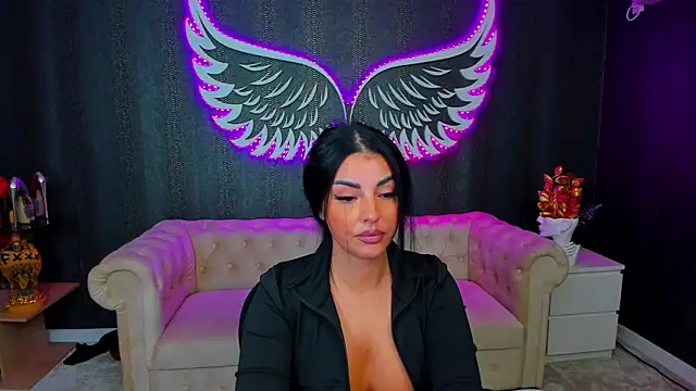Snapshot of anemarieejolie chatting on 10-12-25, 05:56 anemarieejolie online show from 10-12-25, 05:56
