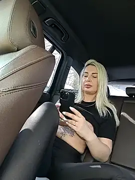 Snapshot of Blond_Babes chatting on 02-22-25, 09:45 Blond Babes online show from 02-22-25, 09:45