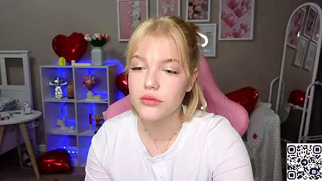 Maya Rave online show from 02-15-25, 03:31