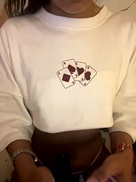 bonnie 18x online show from 12-15-25, 11:03