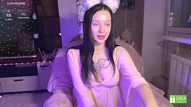 Snapshot of michelle_windrose chatting on 01-11-25, 06:23 michelle windrose online show from 01-11-25, 06:23