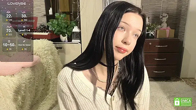 Snapshot of michelle_windrose chatting on 02-16-25, 08:33 michelle windrose online show from 02-16-25, 08:33