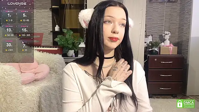 Snapshot of michelle_windrose chatting on 02-25-25, 04:14 michelle windrose online show from 02-25-25, 04:14