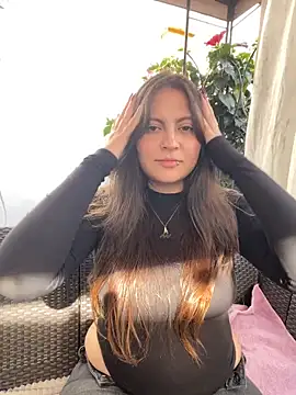 PoliBenett  online show from 12-12-24, 08:32