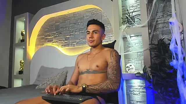 Aron Bolt online show from 11-01-25, 08:33