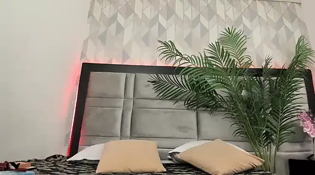 Im gaia online show from 02-04-25, 01:16