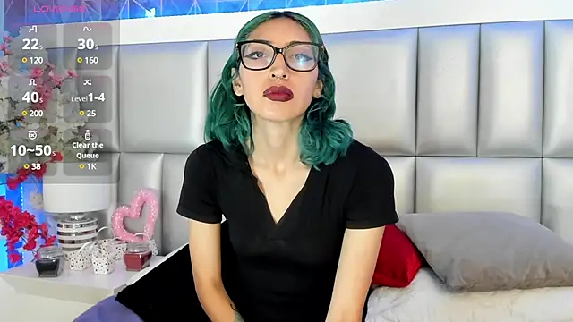 Im gaia online show from 02-22-25, 12:19