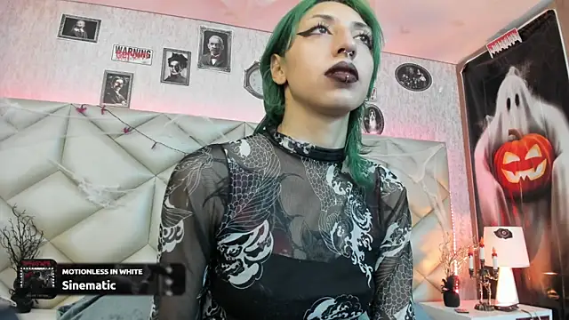 Im gaia online show from 11-03-25, 12:28