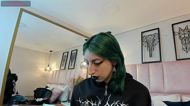 Im gaia online show from 11-30-25, 12:31