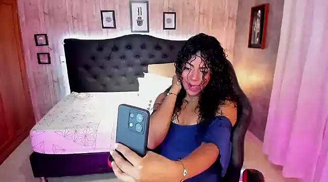 Edelaine rogers online show from 03-08-25, 04:34