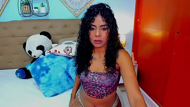 Snapshot of Edelaine_rogers chatting on 02-19-26, 12:28 Edelaine rogers online show from 02-19-26, 12:28