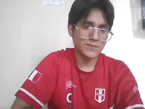Snapshot of HardDick2 chatting on 06-20-26, 05:49 HardDick2 online show from 06-20-26, 05:49