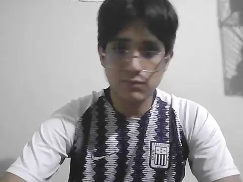 Snapshot of HardDick2 chatting on 06-22-26, 06:54 HardDick2 online show from 06-22-26, 06:54