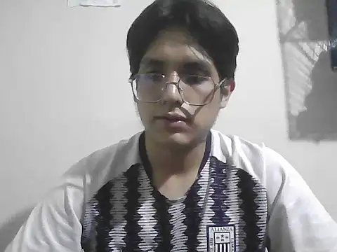 Snapshot of HardDick2 chatting on 06-29-26, 06:41 HardDick2 online show from 06-29-26, 06:41