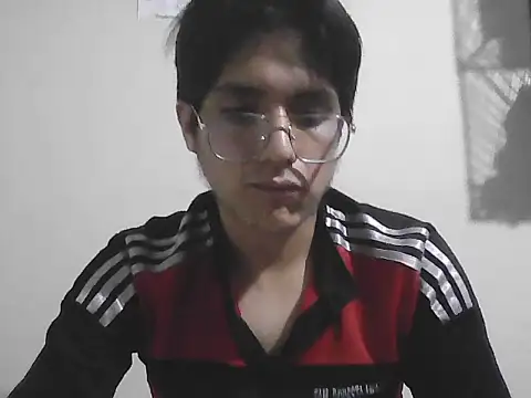 Snapshot of HardDick2 chatting on 07-03-26, 05:14 HardDick2 online show from 07-03-26, 05:14