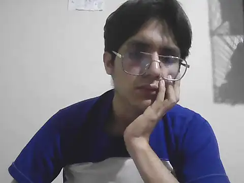 Snapshot of HardDick2 chatting on 07-07-26, 05:43 HardDick2 online show from 07-07-26, 05:43