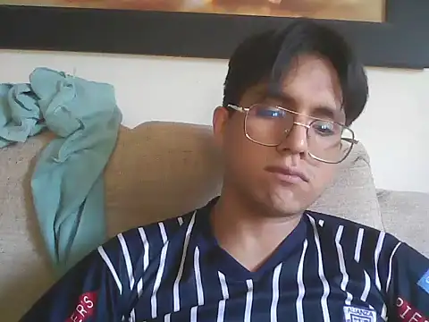 Snapshot of HardDick2 chatting on 07-18-26, 09:51 HardDick2 online show from 07-18-26, 09:51