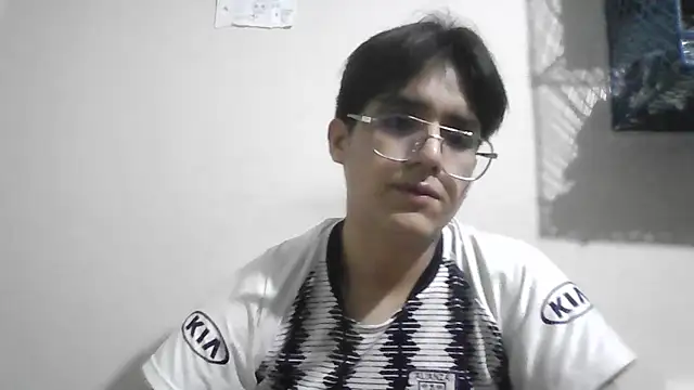 Snapshot of HardDick2 chatting on 07-30-26, 05:06 HardDick2 online show from 07-30-26, 05:06